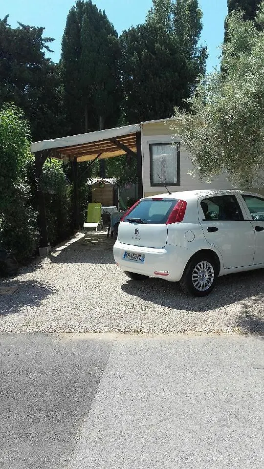 Vacances Familiales Dans Camping Avec Piscine Frejus France
