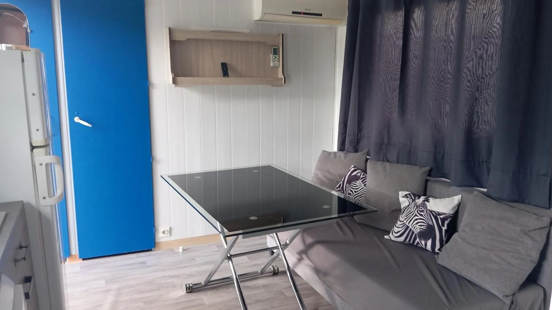 Vacances Familiales Dans Camping Avec Piscine Frejus 0*,