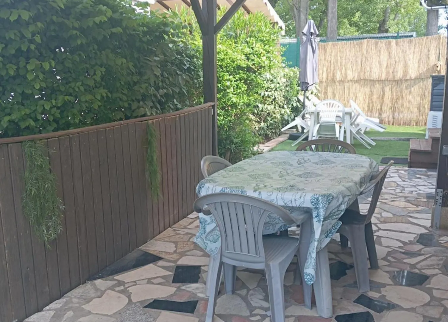 Vacances Familiales Dans Camping Avec Piscine Frejus 0*,  France