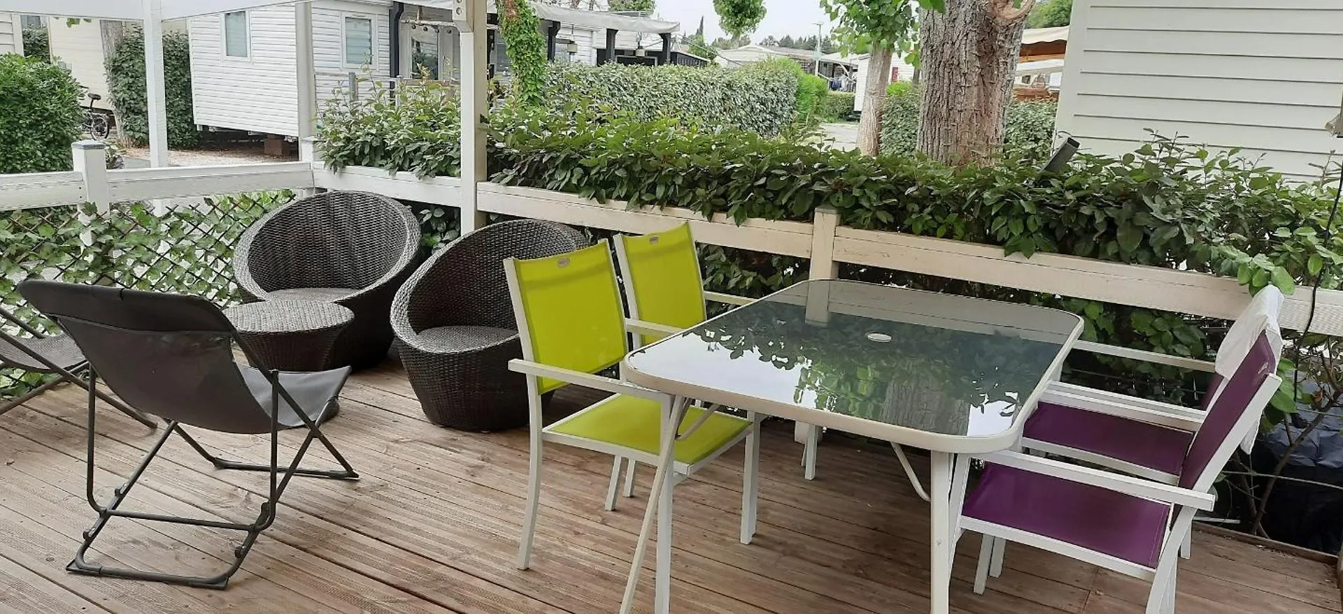 Vacances Familiales Dans Camping Avec Piscine Frejus Campsite